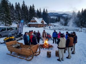 Bonfire on snowmobile tour with int tour